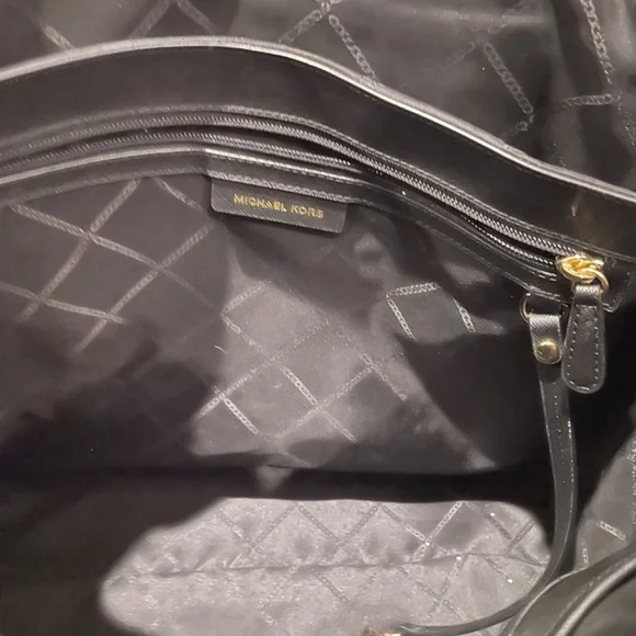 Michael Kors LG tote laptop case